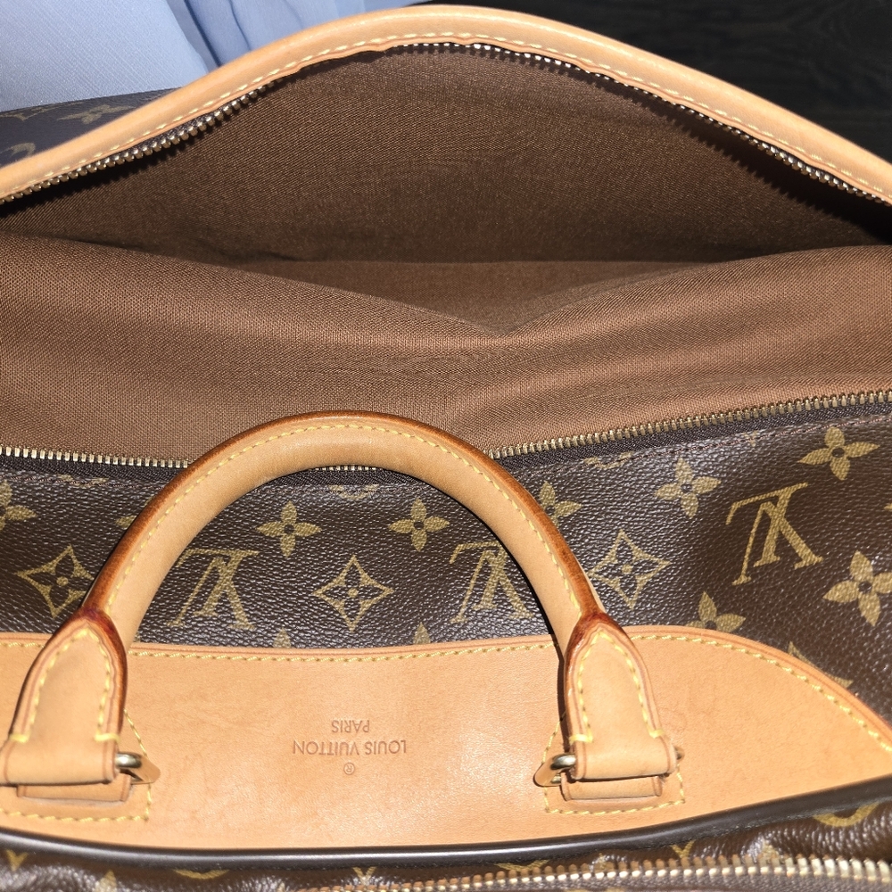 Louis Vuitton Eole 50 Monogram Carry-on Luggage - Picture 16 of 16